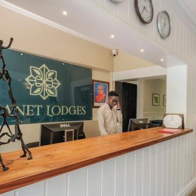 Airport Planet Lodge image #3