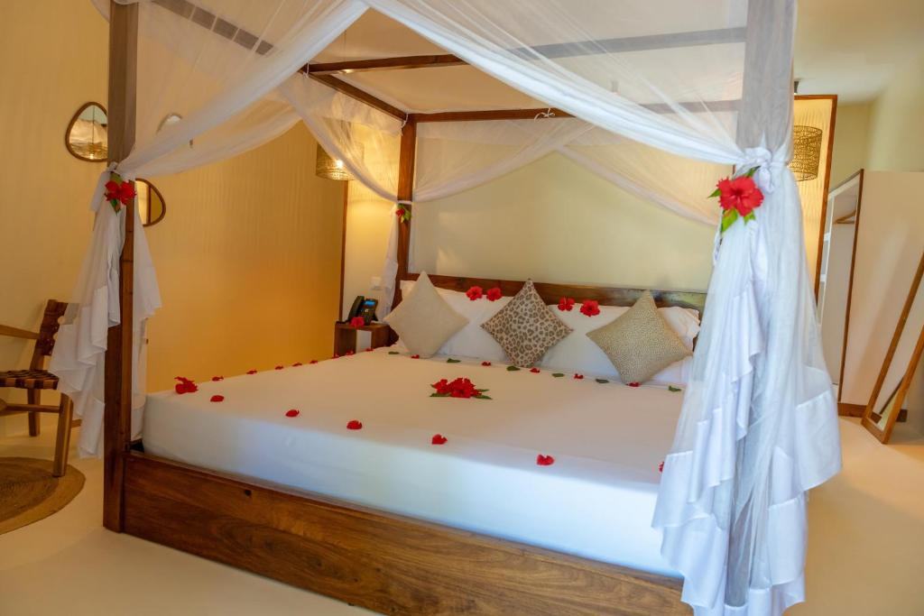 Alma Boutique Hotel image #6
