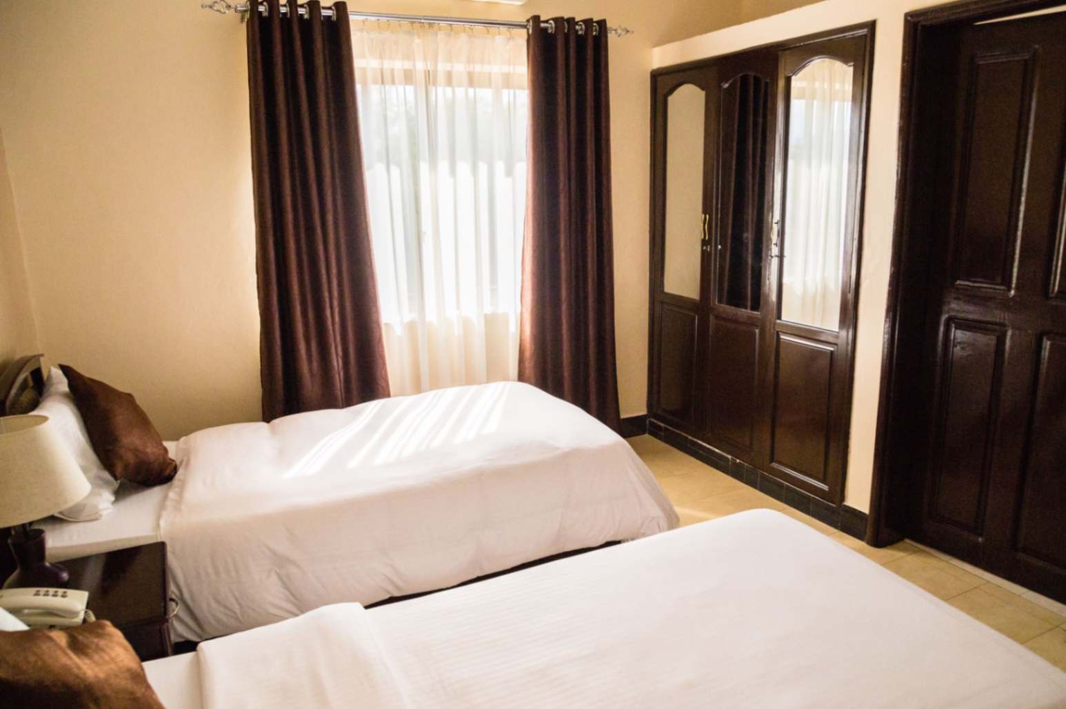 Altezza Lodge image #3