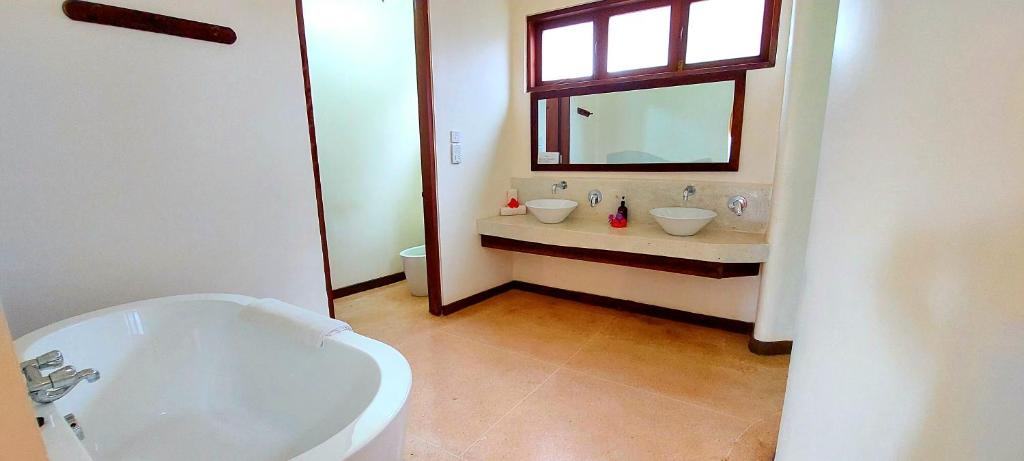 Kena Beach Hotel image #13
