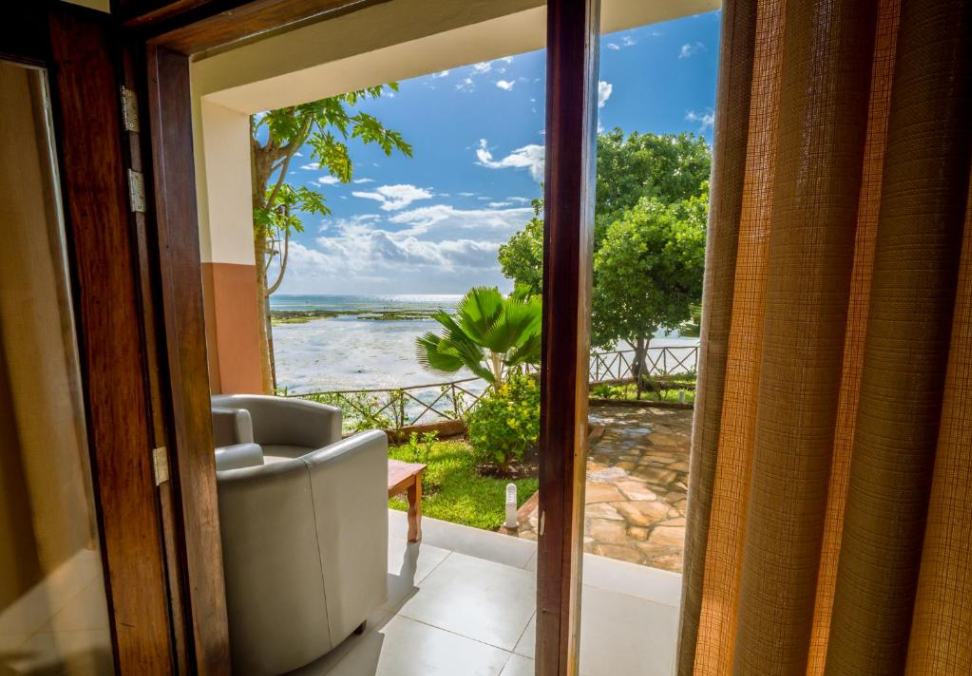 Azao Resort  Spa By Opulent image #15