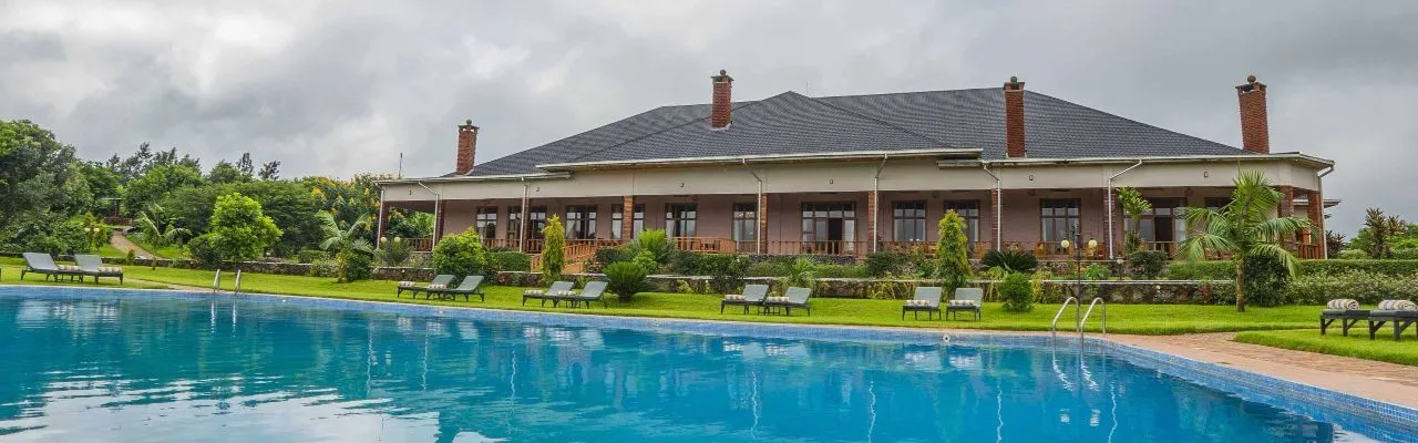Bouganivillea Safari Lodge