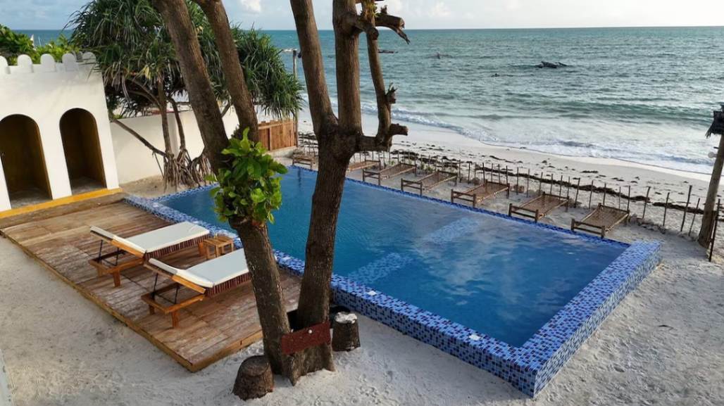 Coco Beach image #7