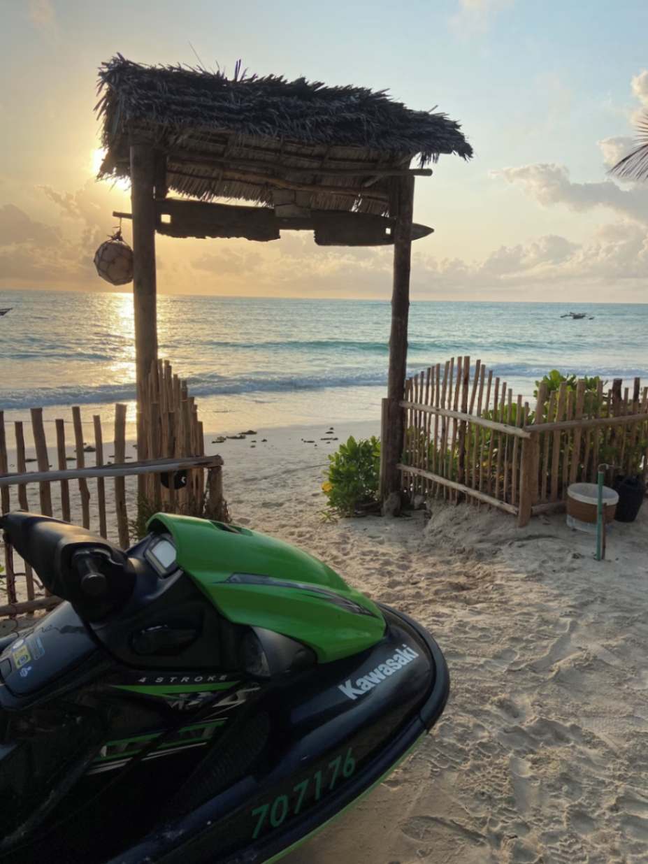 Coco Beach image #10