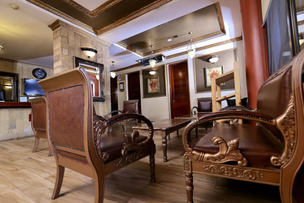 Colosseum Hotel image #1