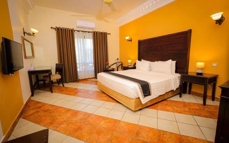 Colosseum Hotel
