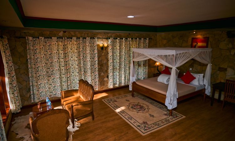 Enyati Lodge image #11