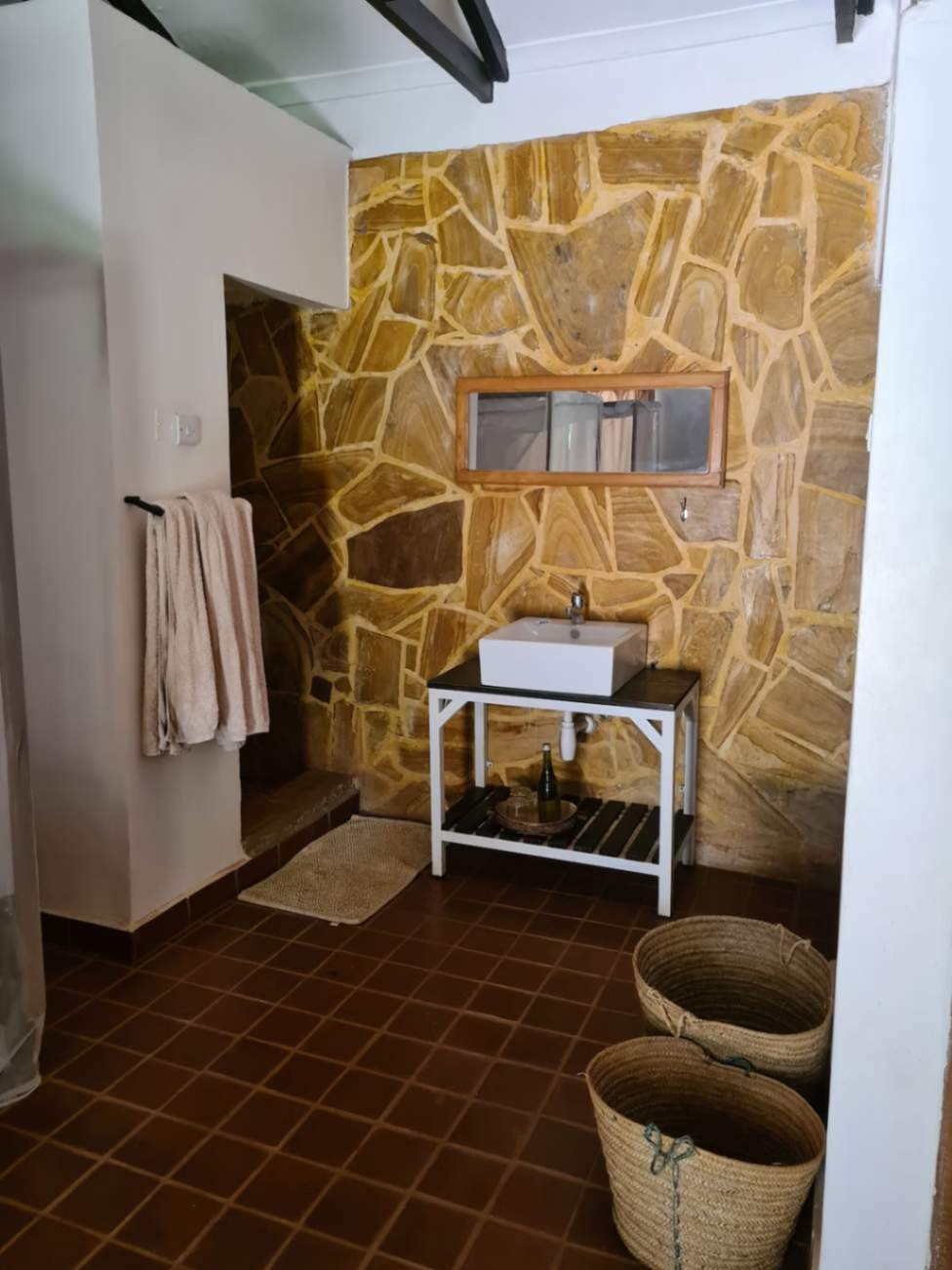 Honey Badger Lodge image #11