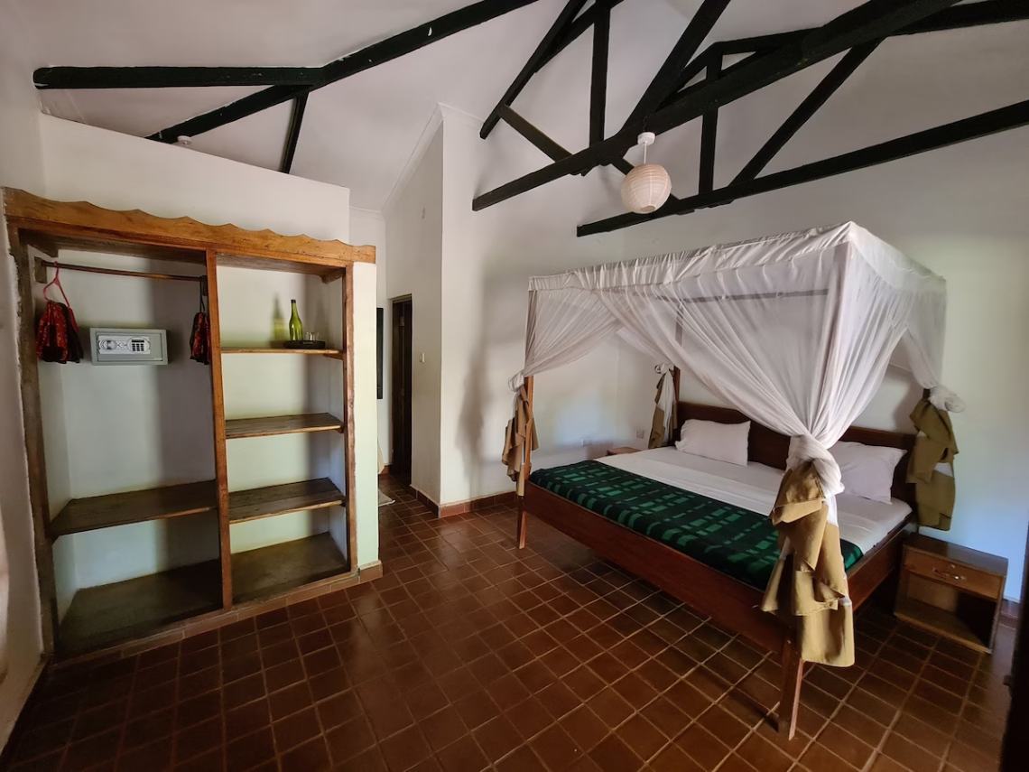 Honey Badger Lodge image #1