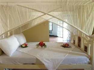 L Oasis Beach Hotel image #11